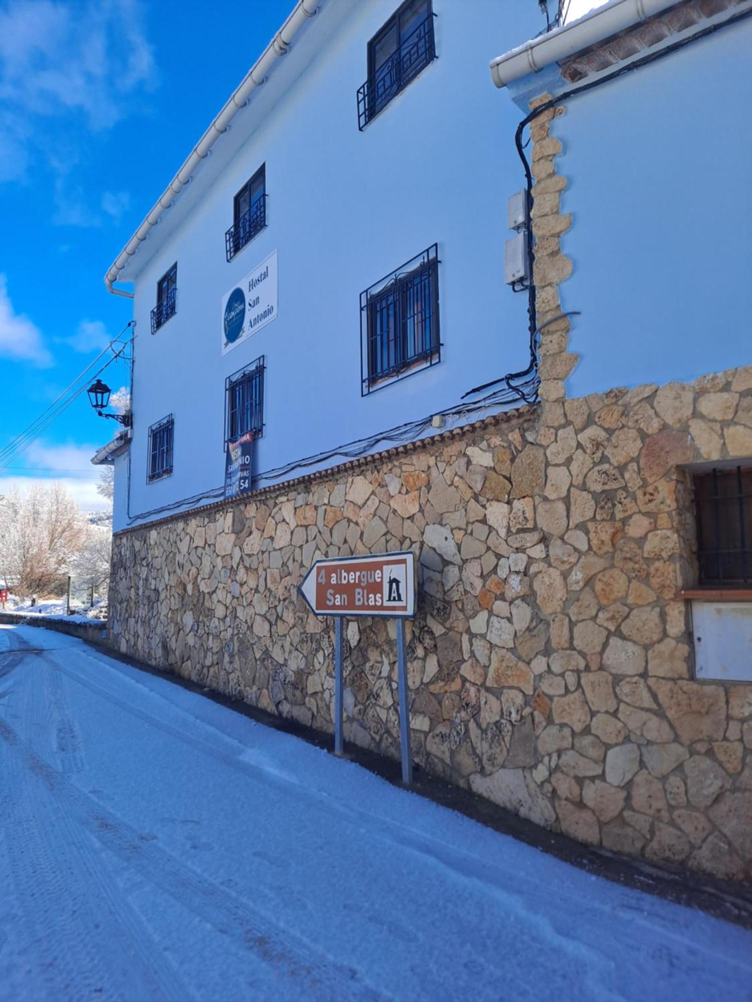 Hostal San Antonio Tragacete Exterior foto